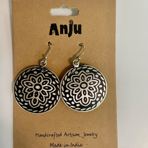 Anju Necklace bracelet Earring Ring set Silver plate - Picture 3 of 5